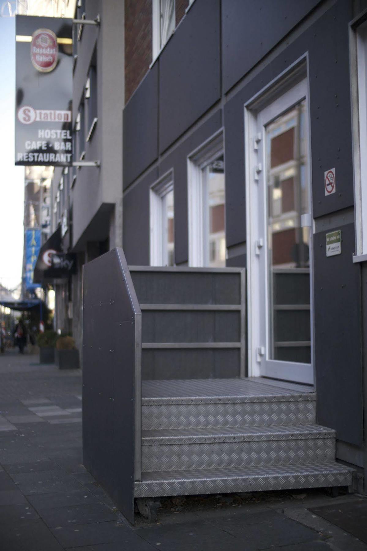 Station - Hostel For Backpackers Köln Exterior foto